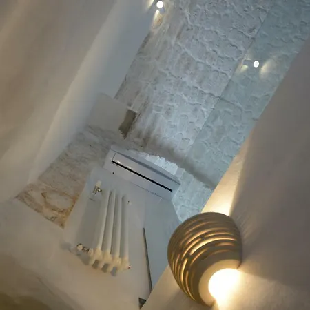 Guest house White Luxury By Gonewlocation *